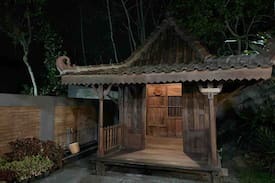 Pakem Villa | Private Villa Menur with a cool and fresh air area