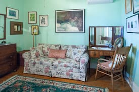 Grass Valley Bed & Breakfast | The Green Room oasis - Swan Levine House
