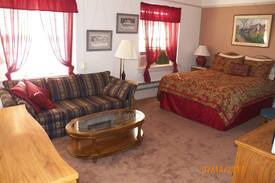Hot Springs Apartment | Bering Arms Apartments& Guest Suite