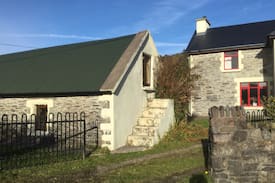 Glencar House | Boheeshil Cottage, Glencar, a place in the hills