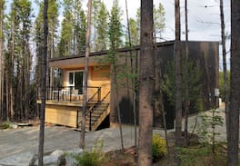 Whitehorse House | snohouse - Modern Guesthouse in the Forest
