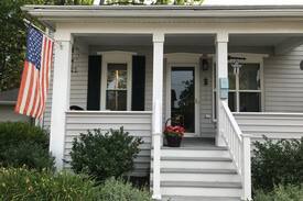 Grand Ledge House | The Scott House (est. 1881)