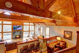 Jamaica House | Forest Lodge - Near 6 Ski Resorts!