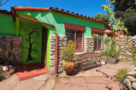 Sunland-Tujunga Apartment | Guest House / Writers Retreat