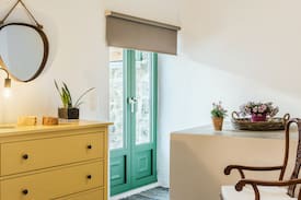 Kalyves Villa | Villa Rhea, Kalyves, 30 meters from the sea