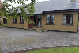 Dingle House | Milltown cottages Dingle quiet peaceful location