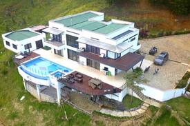 Copacabana Villa | Finca 3 Diamantes Luxury (a 25 mins de Medellin)