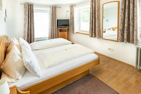 Endenburg Hotel | Hotel Landgasthof zum Pflug (Steinen), Doppelzimmer 2 mit Balkon