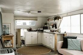 Parole Boat Rental | Beautiful Houseboat in Annapolis!