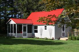 Red Point Cabin | Red Barn Cottages: two cottages near Basin Head
