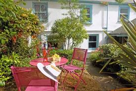 Mousehole Cabin | Kent House, Mousehole, Cornwall