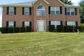 Ellenwood House | Mini Mansion 10 minutes from Mercedes Benz stadium