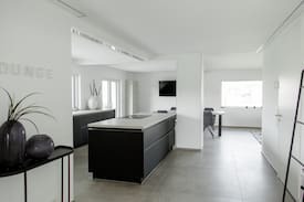 Lollar Apartment | Raum und Ruhe im Loftalive