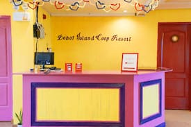 Central Visayas Hotel | 381 RedDoorz Plus @ Valencia Bohol