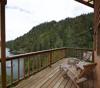 Homer Cabin | Water's Edge Cabin in Halibut Cove Lagoon