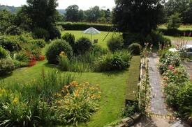 Llanhennock House | The Granary B&B : The Loft