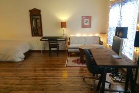 Highland Park Apartment | Charming Highland Park Spacious Studio!
