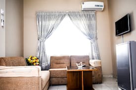 Mamfe Bed & Breakfast | PRESTIGE GUEST HOUSE