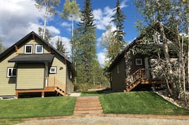 Blaeberry Cabin | Chris's Country Cabins - Elk Cabin