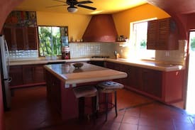 Saladita House | Casa Lily Playa la Saladita