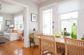 Venice House | HISTORIC LUXE VENICE CARRIAGE HOUSE