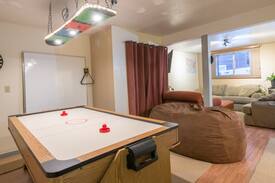 Historic District House | The Potstel - Locking Bunk Room for 1 to 2