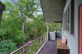 Bryan House | Abigaile’s Treehouse - The Eagle’s Nest