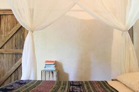 Playa San Diego House | Simple room at The Surf Farm K59