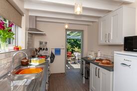Haverfordwest House | Clogmakers Cottage