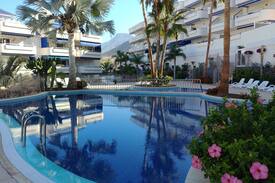 Los Cristianos Apartment | Playa Graciosa-Los Cristianos: Beach, Pools, Airco