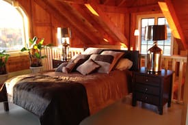 South Woodstock Other | Barn suite at Southwood Alpacas