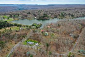 Dunlap Cabin | The Lake House on Fredonia