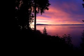 Regional District of Nanaimo House | DRIFTWOOD ISLAND RETREAT!