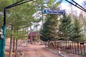 Pickerel Cabin | Pine Tree Lodge