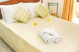 Beau Vallon Apartment | Room close to Beau Vallon beach 2