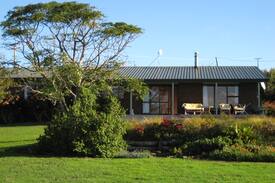 Pollok House | Private TeToro Waterfront Beach House