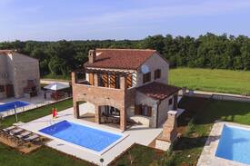 Butkovici Villa | VILLA HARMONY IN PARADIZ
