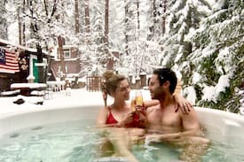 Idyllwild Cabin | #1 location in town. Spa. Historic Cowboy Cabin.