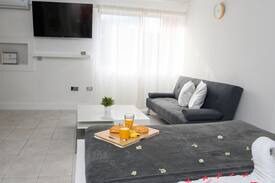 Ocho Rios Apartment | Eshae Living Newly Refurbed Studio Apartment! No 1