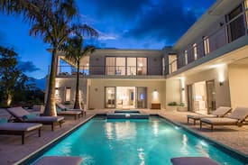 Leeward Settlement Villa | Villa Viatu - Steps to Pelican Beach