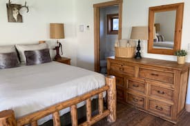 Gardiner Apartment | Roosevelt's Riverview Lodge at Yellowstone