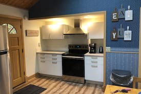 Cathlamet Cabin | The Cottage in Cathlamet
