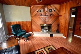 Boyle House | Skeleton Lake cozy cabin getaway