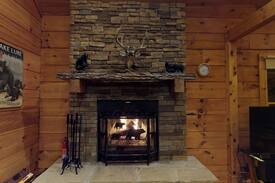 Lake Lure Cabin | Resort Dirty Dancing Cabin Overlooks Waterfalls