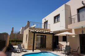 Mesogi Villa | Luxury 4 bed Villa in Paphos with Private pool.