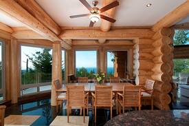 Roberts Creek Villa | Memories to Last a Lifetime