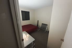 Southeast Edmonton House | Cozy Private Guest Room in Mill Woods