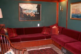 Hewitt Apartment | Alice's Lakeshore Bed and Breakfast