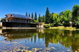 El Dorado Hills House | Farm House with Views of Folsom Lake and Ponds