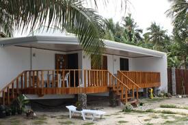 Dumaguete House | Juvy's Beach House
